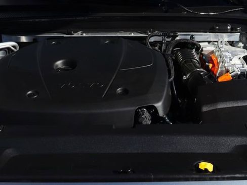 Used 2018 Volvo S90 T8 Momentum w/ Convenience Package image 64