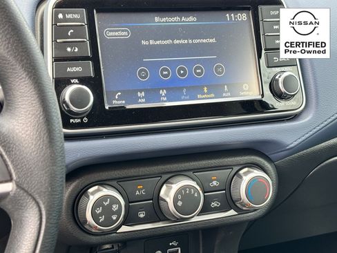 Used 2023 Nissan Versa SV FWD image 24