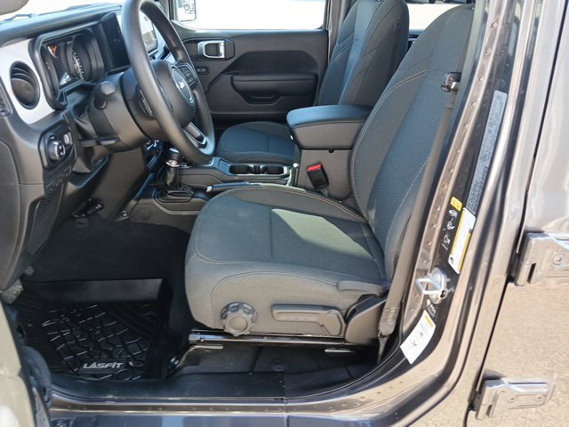 Used 2025 Jeep Gladiator Sport AWD/4WD image 32