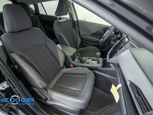 Used 2025 Subaru Crosstrek 2.5i Premium w/ Crosstrek Mirror Package AWD/4WD image 42