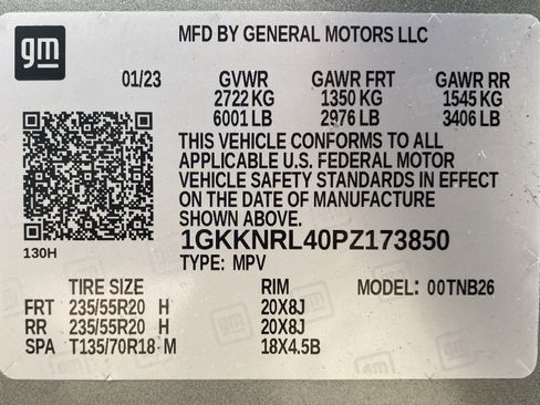 Used 2023 GMC Acadia SLE w/ Driver Convenience Package image 41