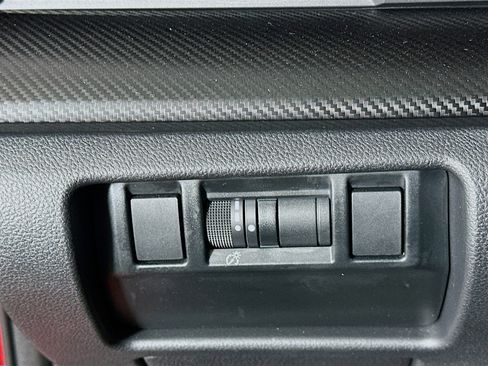 Used 2024 Subaru Crosstrek 2.0i Premium image 16