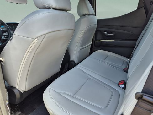 New 2026 Hyundai Santa Cruz SEL FWD image 15