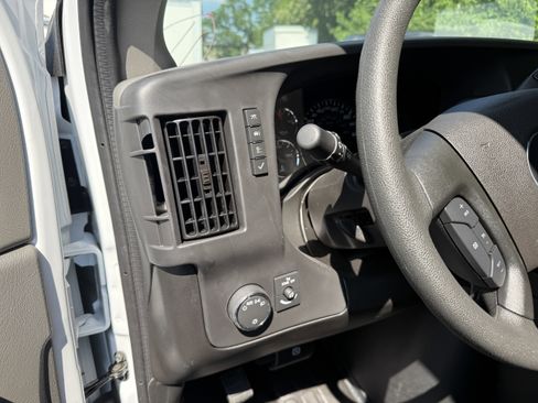New 2025 Chevrolet Express 3500 w/ Power Convenience Package RWD image 17