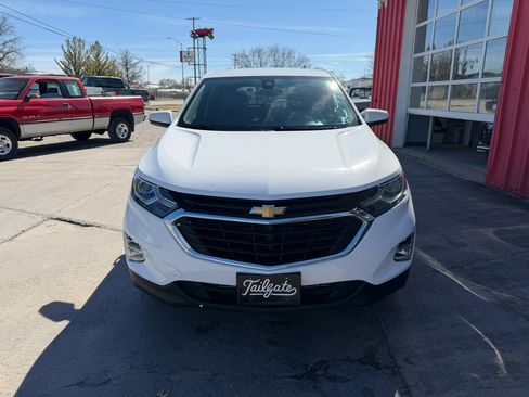 Used 2020 Chevrolet Equinox LT w/ LPO, Floor Liner Package image 3
