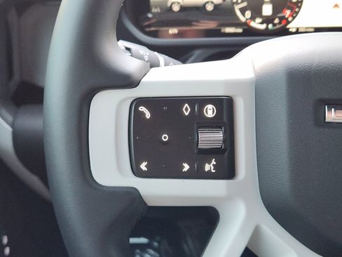 Certified 2025 Land Rover Defender 130 S image 28