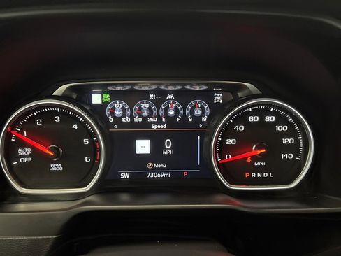 Used 2021 Chevrolet Silverado 1500 High Country image 35