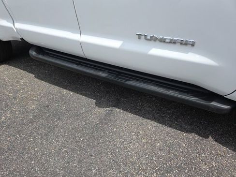 Used 2019 Toyota Tundra Limited w/ Limited Premium Package AWD/4WD image 27