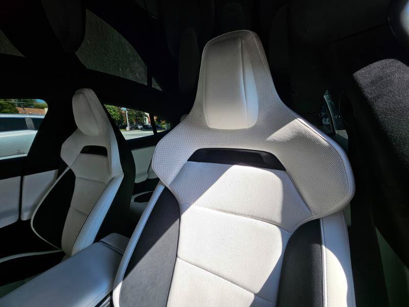 Used 2024 Tesla Model S Plaid AWD/4WD image 39