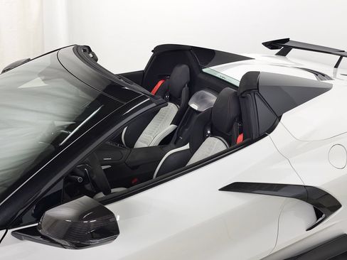 Used 2023 Chevrolet Corvette Stingray Premium Conv RWD image 14