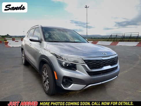 Certified 2021 Kia Seltos EX AWD/4WD image 1