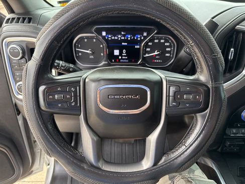 Used 2022 GMC Sierra 2500 Denali w/ Denali Ultimate Package image 22