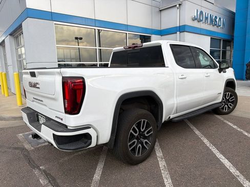 Used 2022 GMC Sierra 1500 AT4 w/ AT4 Premium Package AWD/4WD image 3