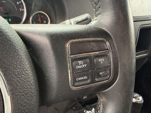 Used 2015 Jeep Wrangler Sport AWD/4WD image 14