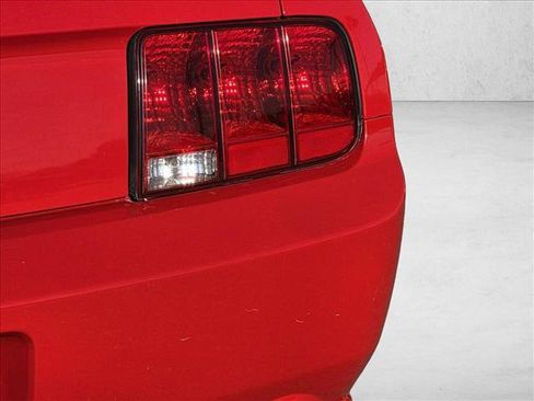 Used 2008 Ford Mustang GT image 12