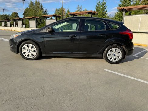 Used 2013 Ford Focus SE FWD image 6