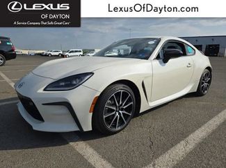 Used 2024 Toyota GR86 RWD video 1
