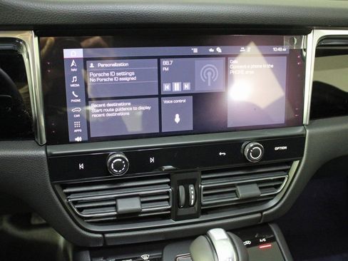 Certified 2026 Porsche Macan S image 26