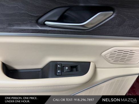 Used 2021 Jeep Grand Cherokee L Limited AWD/4WD image 39