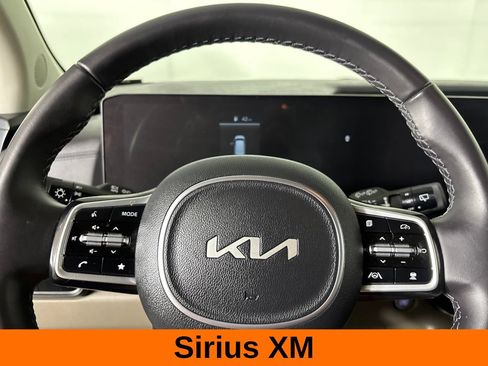 Used 2026 Kia Carnival FWD image 14