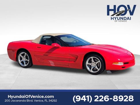 Used 2004 Chevrolet Corvette Convertible w/ Preferred Equipment Group image 1