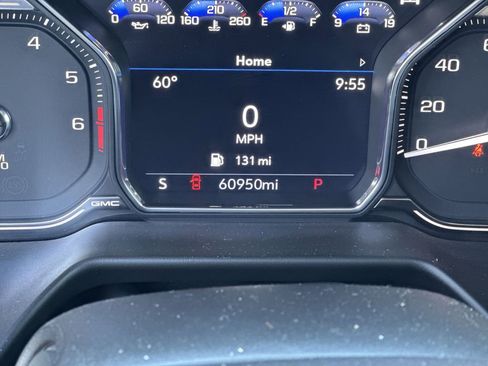 Certified 2021 GMC Yukon SLT w/ SLT Luxury Package image 12