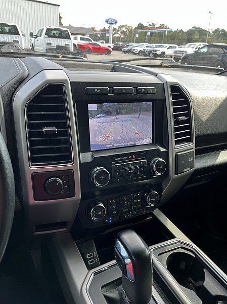 Used 2020 Ford F150 Lariat AWD/4WD image 10