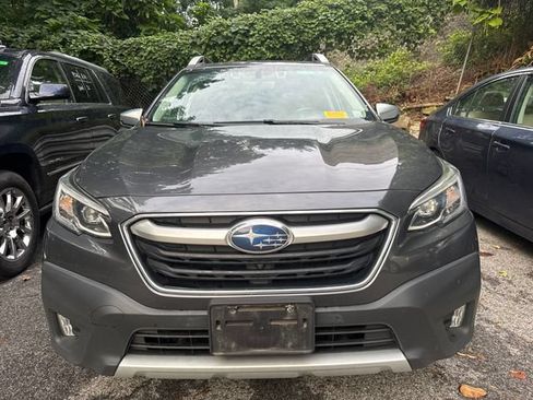 Used 2022 Subaru Outback Touring AWD/4WD image 6