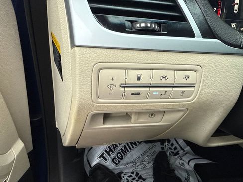 Used 2015 Hyundai Genesis 3.8 w/ Option Group 04 image 24