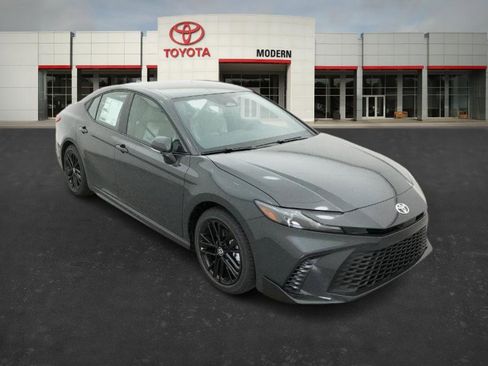 New 2026 Toyota Camry SE image 29