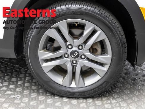 Used 2021 Kia Seltos S AWD/4WD image 30