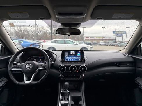Used 2024 Nissan Sentra SV image 16