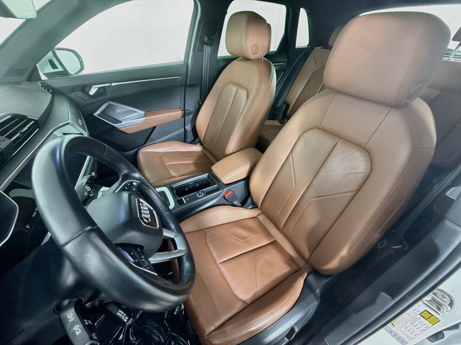 Used 2019 Audi Q3 2.0T Premium Plus w/ Premium Plus Package AWD/4WD image 5