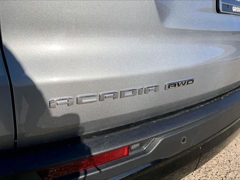 Certified 2025 GMC Acadia AT4 image 31