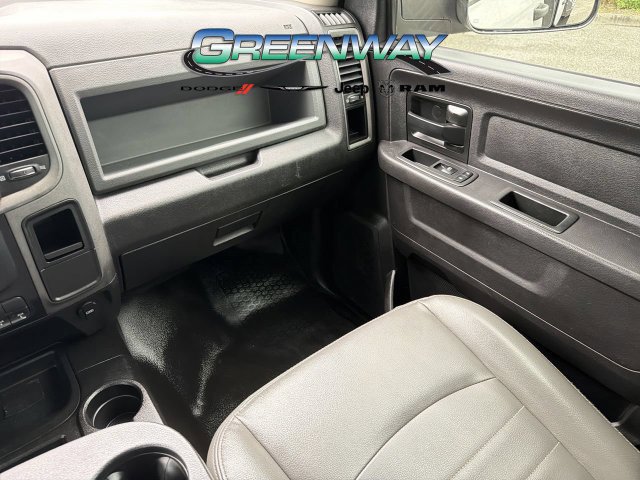 Used 2018 RAM 3500 Tradesman w/ Chrome Appearance Group AWD/4WD image 13