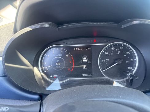 Used 2025 Nissan Versa SV image 24