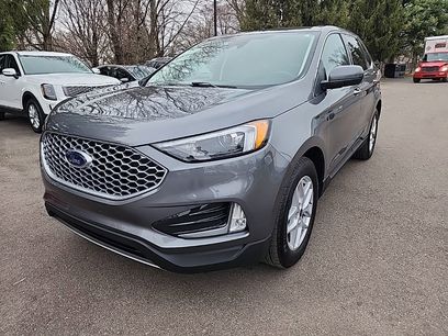 Used 2024 Ford Edge SEL w/ Convenience Package