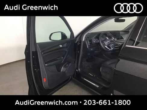 Used 2023 Audi Q5 2.0T Premium w/ Convenience Package AWD/4WD image 10