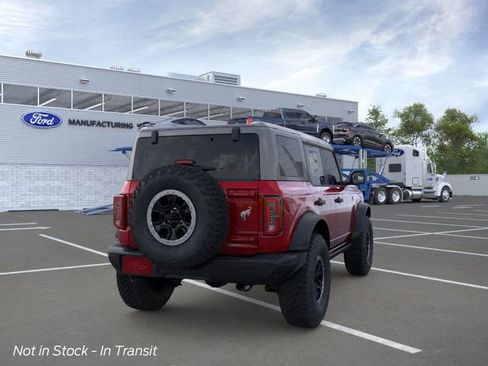 New 2026 Ford Bronco Badlands image 8