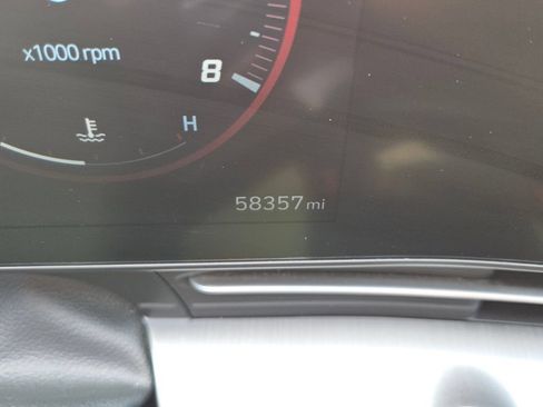 Used 2024 Hyundai Kona Limited AWD/4WD image 25