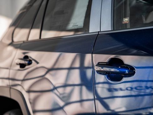 New 2025 Toyota RAV4 XLE Premium image 17