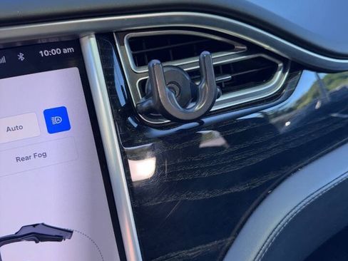 Used 2017 Tesla Model X 75D AWD/4WD image 9