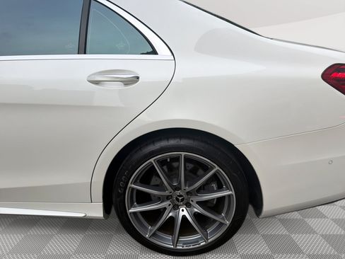 Used 2020 Mercedes-Benz S 560 Sedan image 29