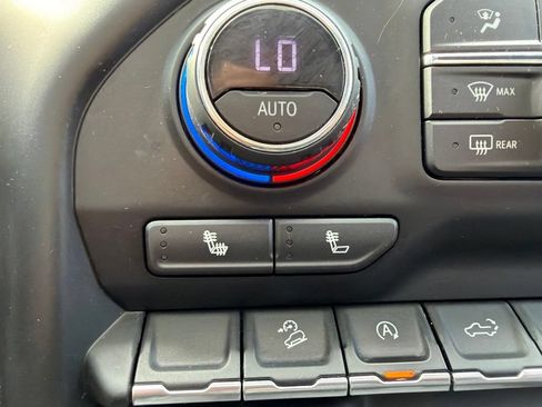 Used 2020 Chevrolet Silverado 1500 RST AWD/4WD image 10