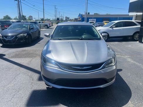 Used 2015 Chrysler 200 LX FWD image 7