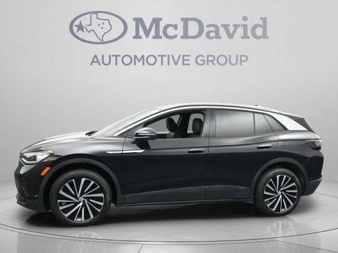 Used 2023 Volkswagen ID.4 Pro S Plus AWD/4WD image 5