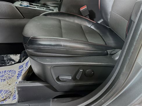 Used 2023 Ford Escape ST-Line image 18