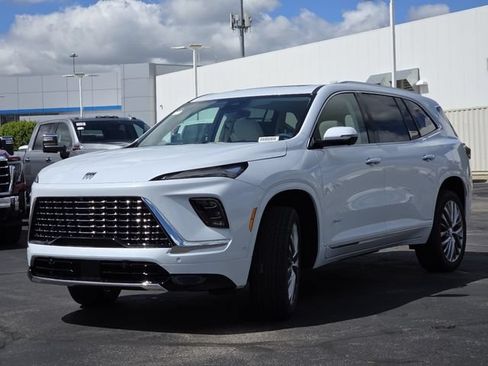 New 2026 Buick Enclave Avenir w/ Super Cruise Package FWD image 22