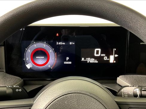 Used 2025 Nissan Kicks SV w/ SV Premium Package image 13