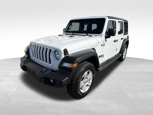 Used 2022 Jeep Wrangler Unlimited Sport AWD/4WD image 3